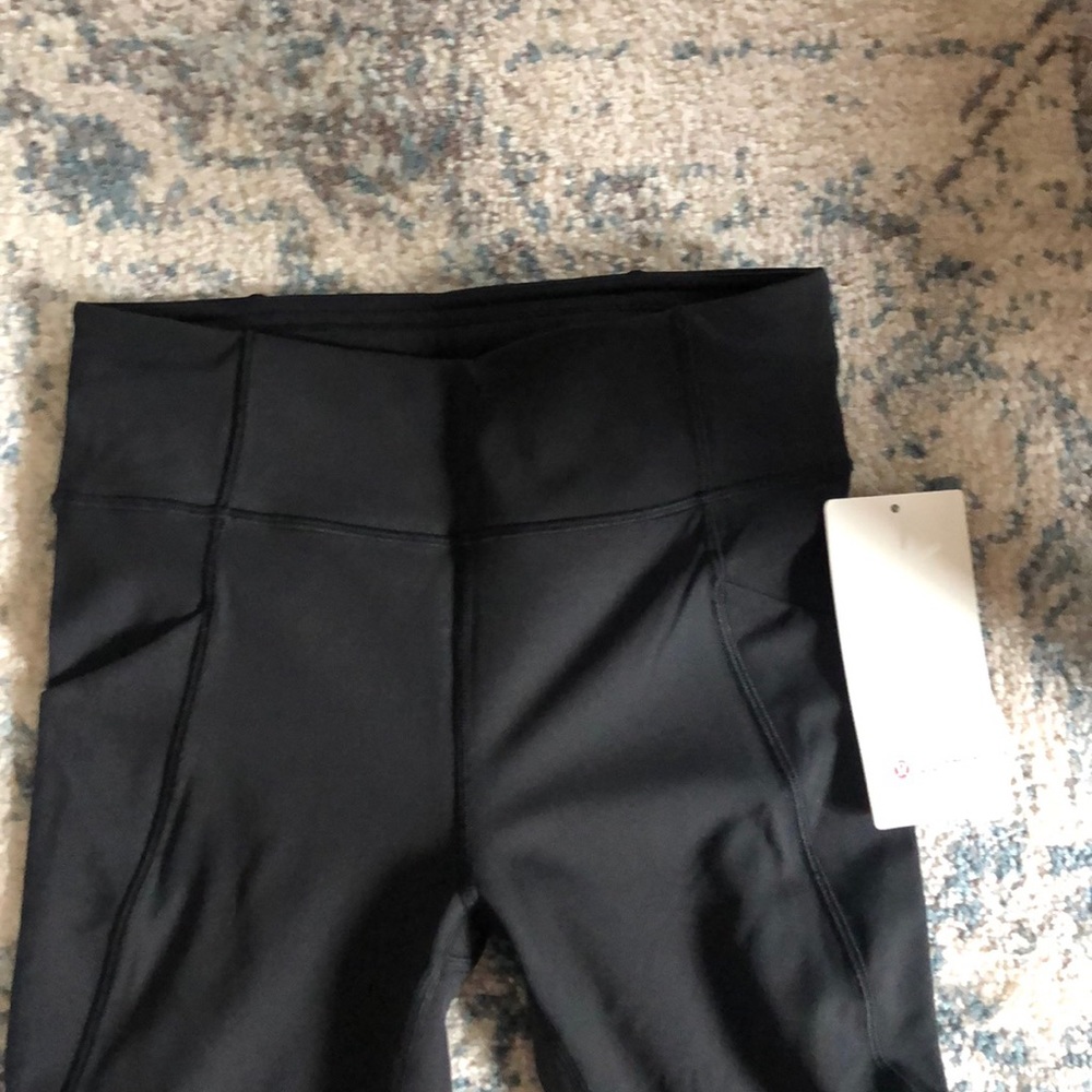 Lululemon crop